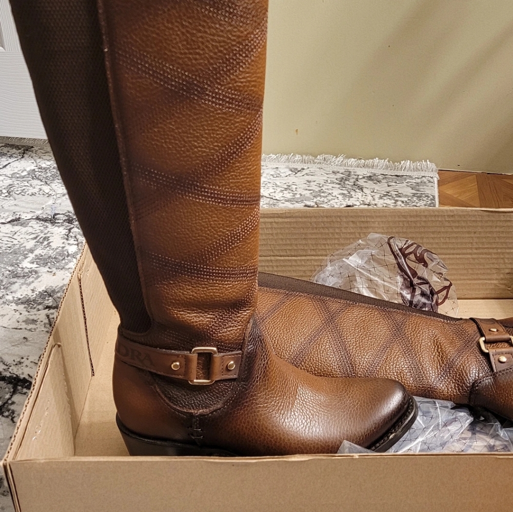 Leather cuadra boots